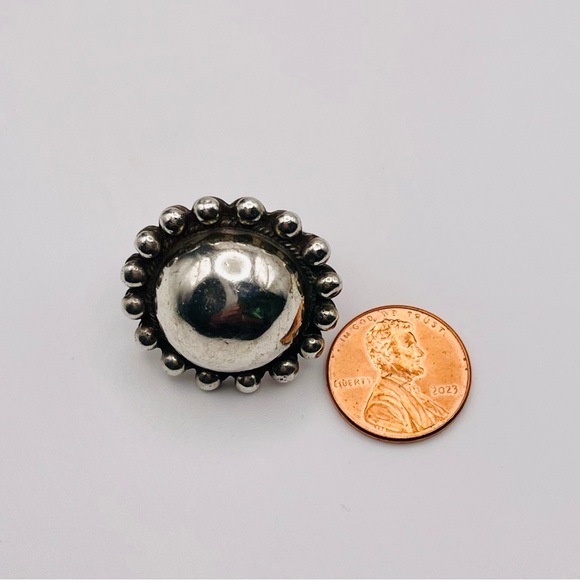 Authentic Vintage Navajo Fred Harvey Era Sterling Silver Dome Ring - Picture 8 of 16